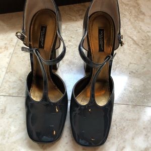 SOLD Dolce & Gabbana gray copper t-strap heels